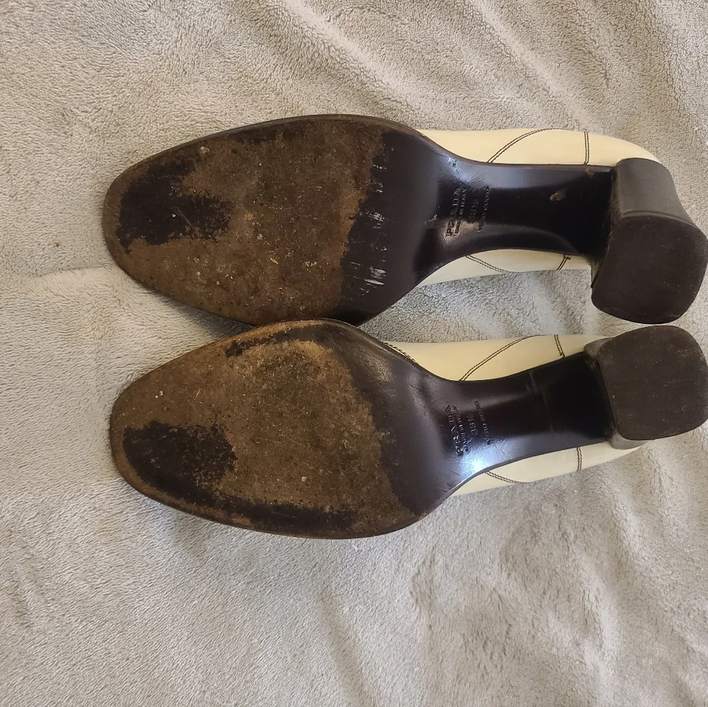 Prada block heels, cream with brown stiching, 38.5 - Picture 6 of 6